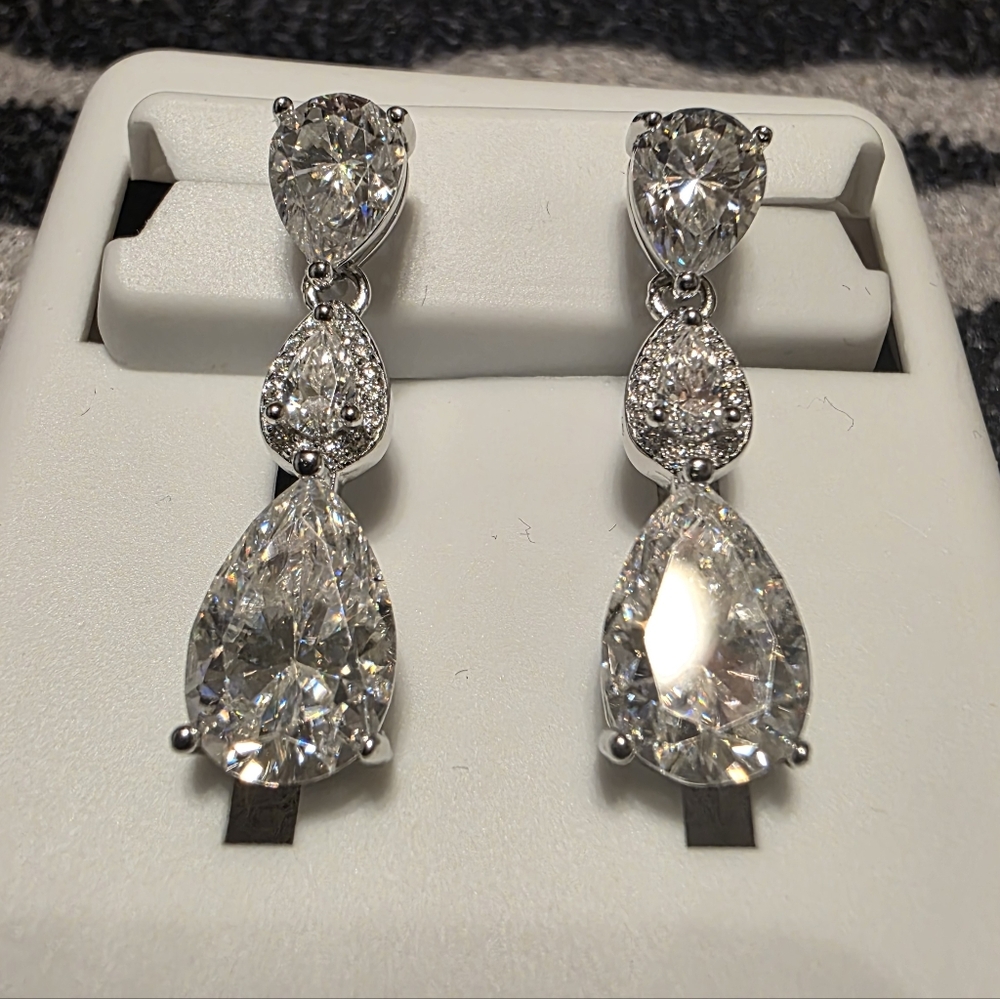 Elegant Silver Teardrop Earrings